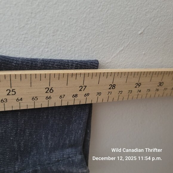 Hollister XL Navy Pullover Hoodie Logo Sleeve American Flag Graphic - Picture 7 of 8